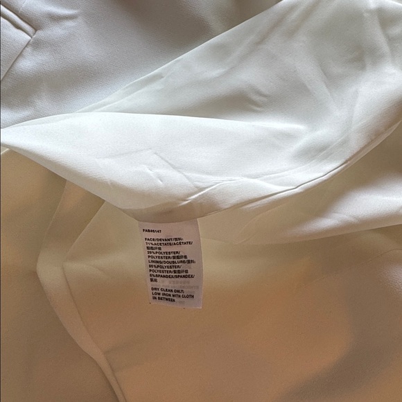 Lafayette 148 One Button Closure Cream Blazer - Picture 5 of 10